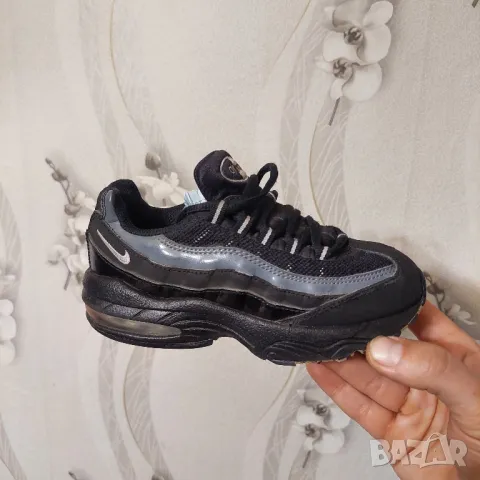 Nike Air Max '95 детски маратонки номер 29 ,5-30 , снимка 3 - Детски маратонки - 49550493