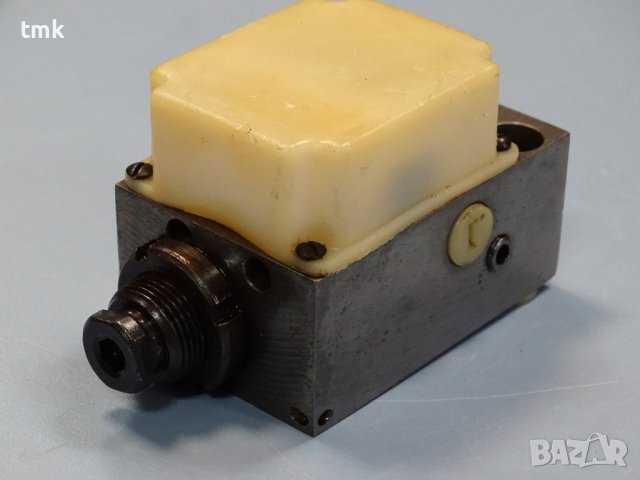 Реле за налягане ПГ62-11-УХЛ4, снимка 2 - Резервни части за машини - 36983173