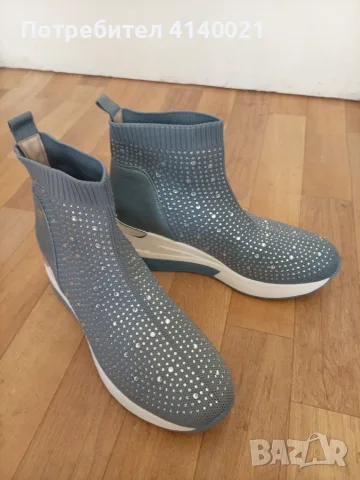 Дамски боти Bosido с камъчета