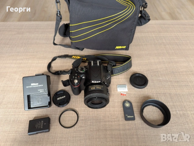 Nikon D5100 с Обектив Nikkor 35mm 1.8G DSLR Огледално рефлексен фотоап