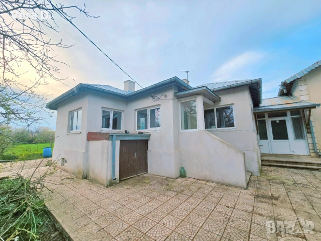 Две самостоятелни къщи – отлична инвестиция, снимка 4 - Къщи - 54184249