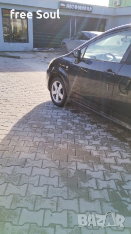 Toyota Corolla Verso, снимка 3 - Автомобили и джипове - 53904158