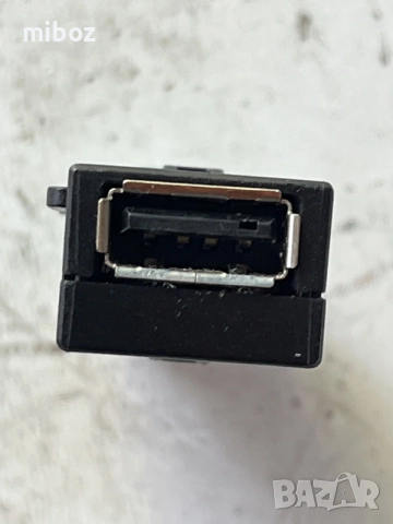 USB вход Шкода Октавия Skoda Octavia 3