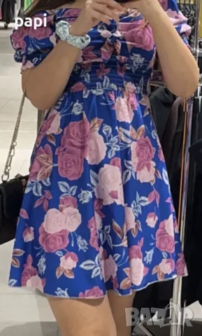 Уникална рокличка M/L, снимка 2 - Рокли - 56363954