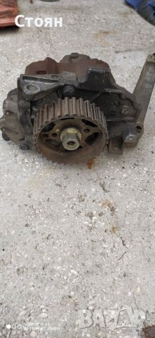 Помпа за високо налягане Форд Фокус MK2, 1.6тдци, снимка 2 - Части - 37347447