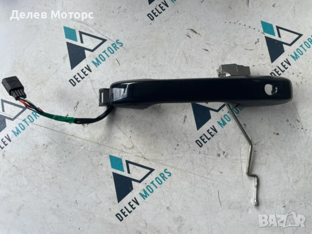 Предна лява външна дръжка от Honda HR-V (RV) 1.5 eHEV I-MMD Hybrid (RV5) двигател LEC3, 131кс.