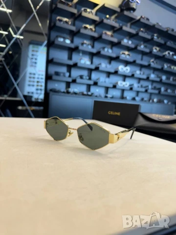 очила с черен обикновен калъф и ув защита celine dita ray ban louis vuitton , снимка 8 - Слънчеви и диоптрични очила - 50998538