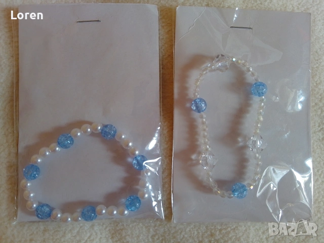 Ново!Две гривни със сини и бели камъчета и перлички