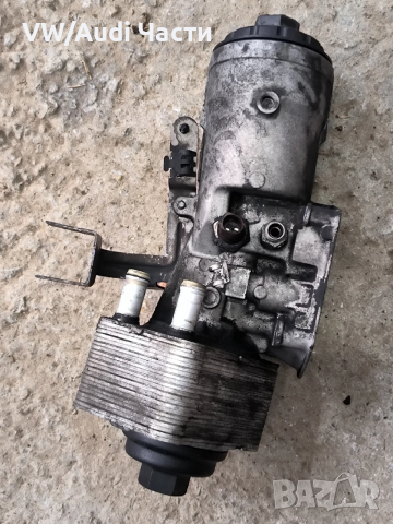 Корпус филтър маслен охладител за Голф 5 Ауди А3 Пасат VW Golf 5 Audi A3 8P Passat Touran 045115389Е, снимка 2 - Части - 52513760