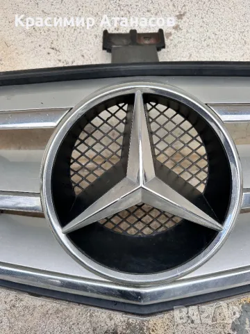 Решетка предна за Мерцедес Ц-класа W204. A2048801923, снимка 3 - Части - 49238309