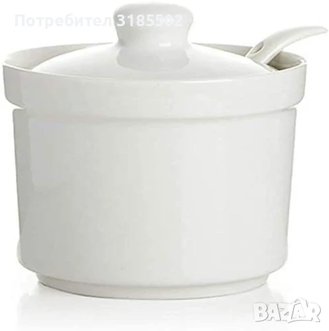 Порцеланова купичка с капак и лъжичка
