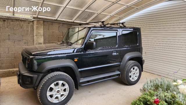 Suzuki Jimni  19000km, снимка 4 - Автомобили и джипове - 54025738