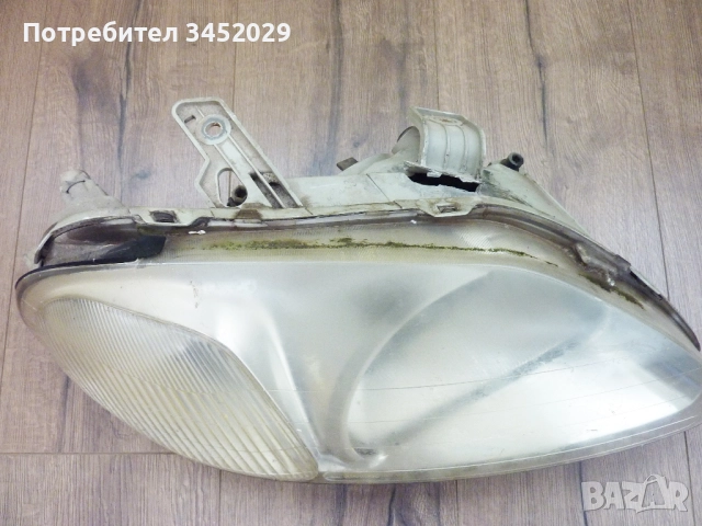 Десен фар за хонда сивик 6, снимка 2 - Части - 52349566