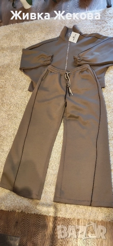 дамски комплект с етикет 