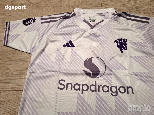 Футболна фланелка на Манчестър Юнайтед сезон 25/26 нов модел!, снимка 2 - Футбол - 52159711