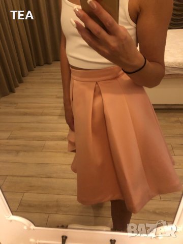 Дамска пола но Guess, снимка 12 - Поли - 37468485