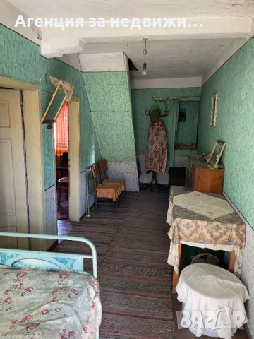 ПРОДАВА КЪЩА, снимка 3 - Етаж от къща - 40195276