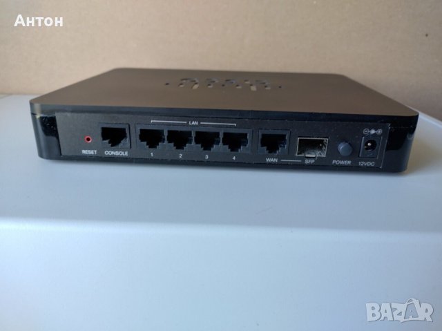 Cisco RV 160 VPN Gigabit Router, снимка 2 - Рутери - 37396382