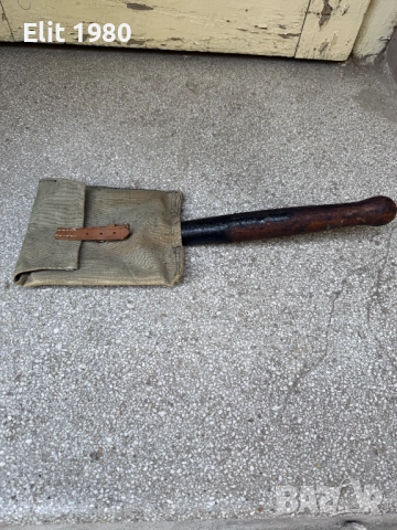 Продавам войнишка лопатка , снимка 2 - Антикварни и старинни предмети - 52461357