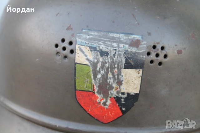 Немска каска ''Luftschutz'' за ''БА''  ''ПВХЗ'' , снимка 2 - Антикварни и старинни предмети - 52335332