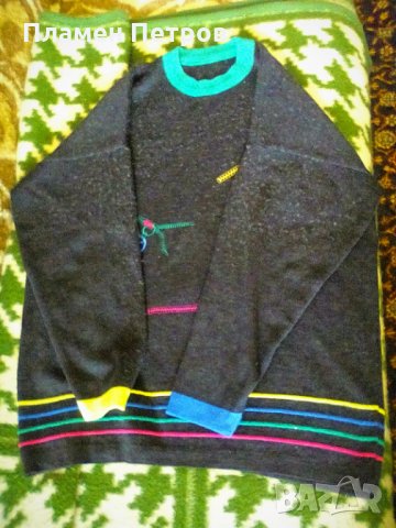 ПРОДАВАМ блузи плътни 