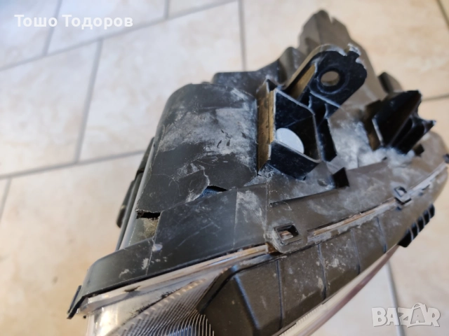 десен фар Hyundai Kona, снимка 3 - Части - 52791661