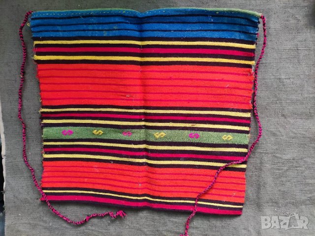 Продавам дулицева и двуслойна престилка за носия  