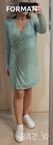 Зелена рокля на ситни цветчета тюл с подплата , снимка 2 - Рокли - 48439083