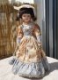 Порцеланова кукла със стойка , снимка 1 - Кукли - 44431462