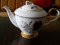 колекционерски порцеланов чайник (позлатен) - Англия, снимка 1 - Антикварни и старинни предмети - 39999465