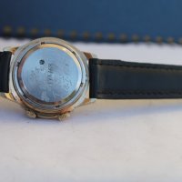 Часовник ''ПОЛЕТ''/звънец/ с позлата, снимка 3 - Антикварни и старинни предмети - 38724999