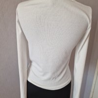 Бяла къса рипс блуза -8,00лв., снимка 5 - Блузи с дълъг ръкав и пуловери - 44231894