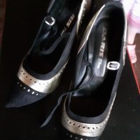 Черно-златни обувки на висок ток, снимка 1 - Дамски обувки на ток - 31985936