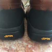 Кожени  водоустойчиви боти Ugg Australia 5209 Vibram номер 34-35, снимка 4 - Детски боти и ботуши - 31581678