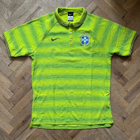 Спортна Тениска Nike Бразилия, снимка 1 - Спортни дрехи, екипи - 44635233