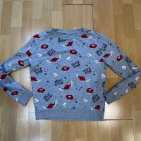 Сива блуза с мотиви , снимка 1 - Блузи с дълъг ръкав и пуловери - 42378204