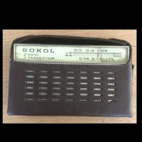 Старо радио - Транзисторен  радиоприемник SOKOL – 2 BAND 7 TRANSISTOR със зарядно, снимка 1 - Колекции - 29634291