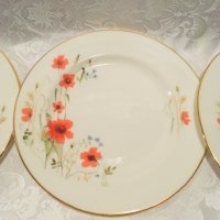 старинни десертни чинии от фин порцелан Queen Anne , снимка 6 - Чинии - 32059916