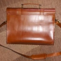 Чанта от естествена кожа H&M, снимка 3 - Чанти - 31865686