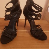 Нови обувки на Мегияс 37 номер, снимка 1 - Дамски обувки на ток - 37757987