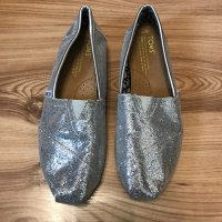 Дамски летни обувки на ,,TOMS” номер 36, снимка 1 - Дамски ежедневни обувки - 31789376