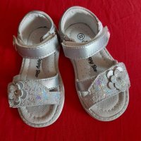 Детски сандали естествена кожа, снимка 1 - Детски сандали и чехли - 37455208