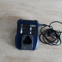 Aeg зарядно за винтоверт 12v li-ion, снимка 2 - Винтоверти - 29168545