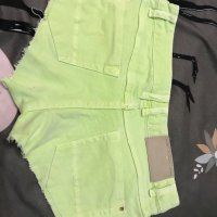 Къси гащи pull&bear , снимка 2 - Къси панталони и бермуди - 37828505