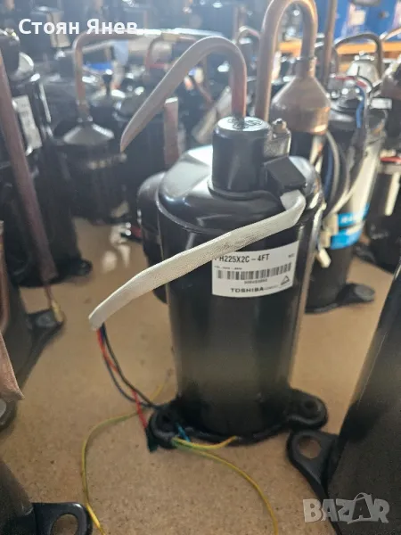 Хладилен - климатичен компресор Toshiba PH225X2C-4FT - 13200 BTU - 220V, снимка 1