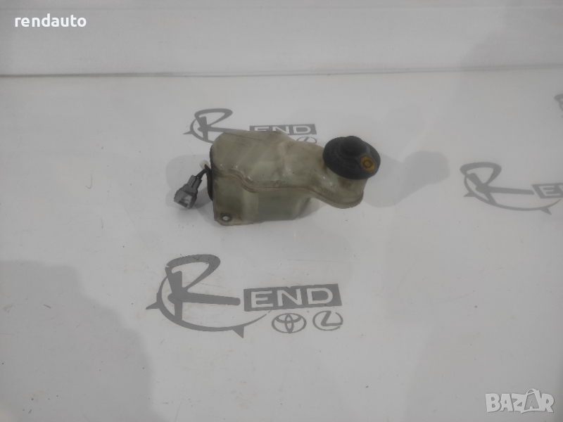 Казанче спирачна течност за Toyota Avensis Verso 2001-2009 132311-40260, снимка 1
