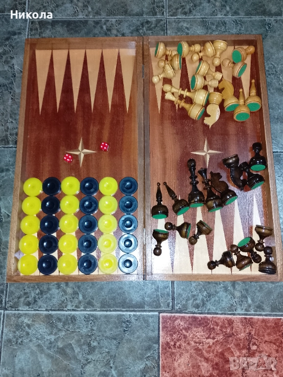 Шах табла 48/48 от соца с дървени фигури и пулове, снимка 1