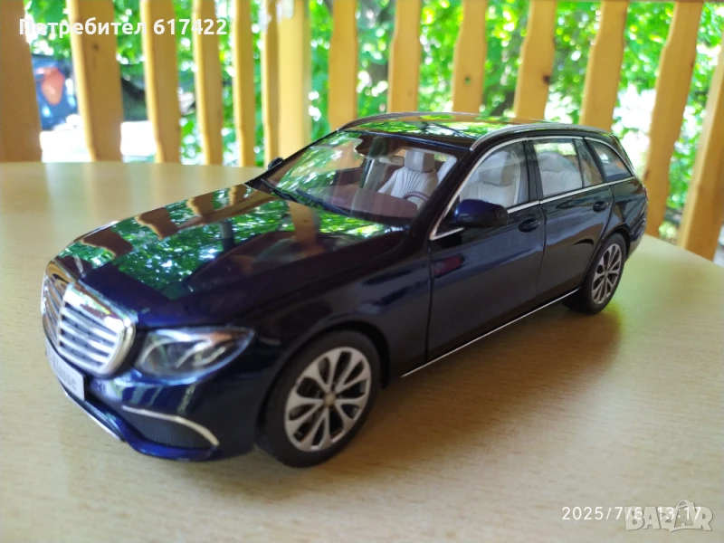 Метален модел на Mercedes E Klasse - S213 T-Modell - I scale, снимка 1