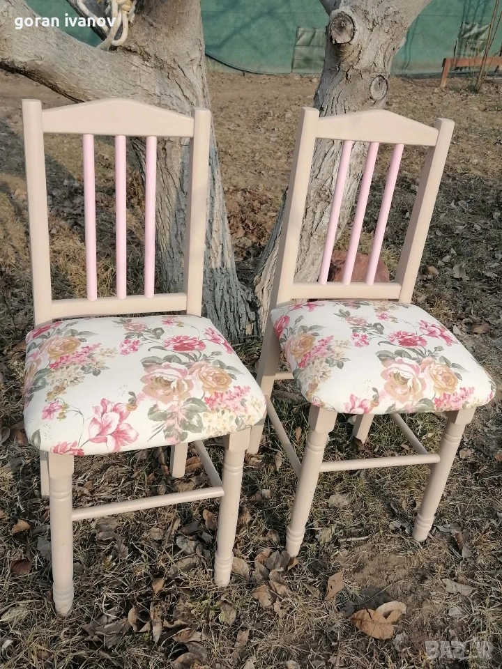 Продавам два винтидж стола, снимка 1