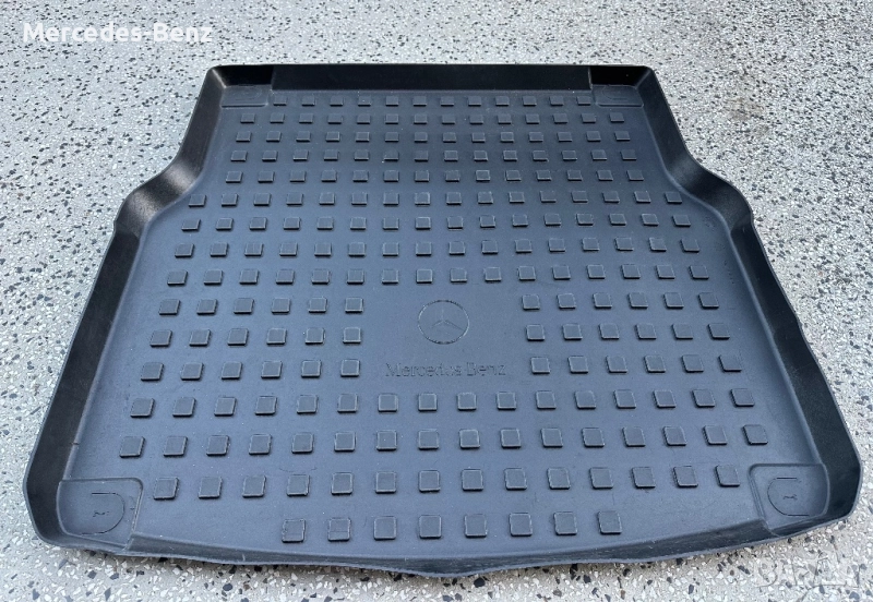 Оригинална стелка леген за багажник за Mercedes W 204 facelift 2012г КОМБИ, снимка 1